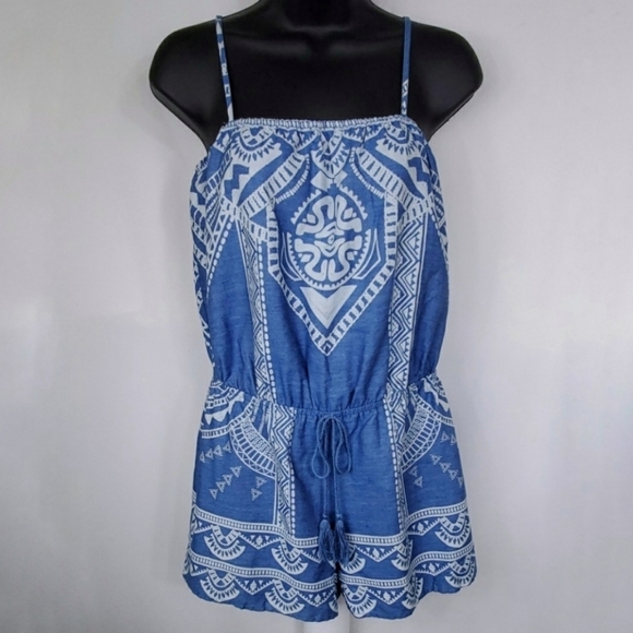 Blu Pepper Romper - Picture 5 of 8
